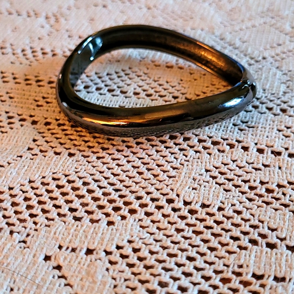 Gun Metal Hinge Bracelet